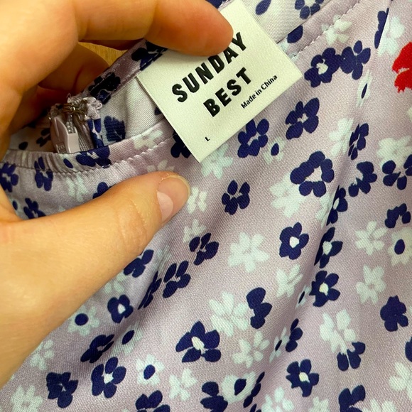 SUNDAYS BEST Delaney dress. 90’s style neckline, size L - Picture 6 of 6